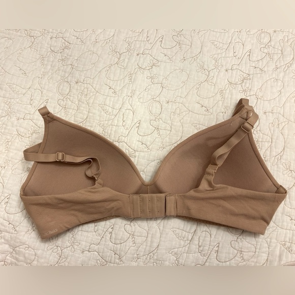 Like NEW - Organic Basics Wireless Cotton Bra - Size 36C - Picture 2 of 5